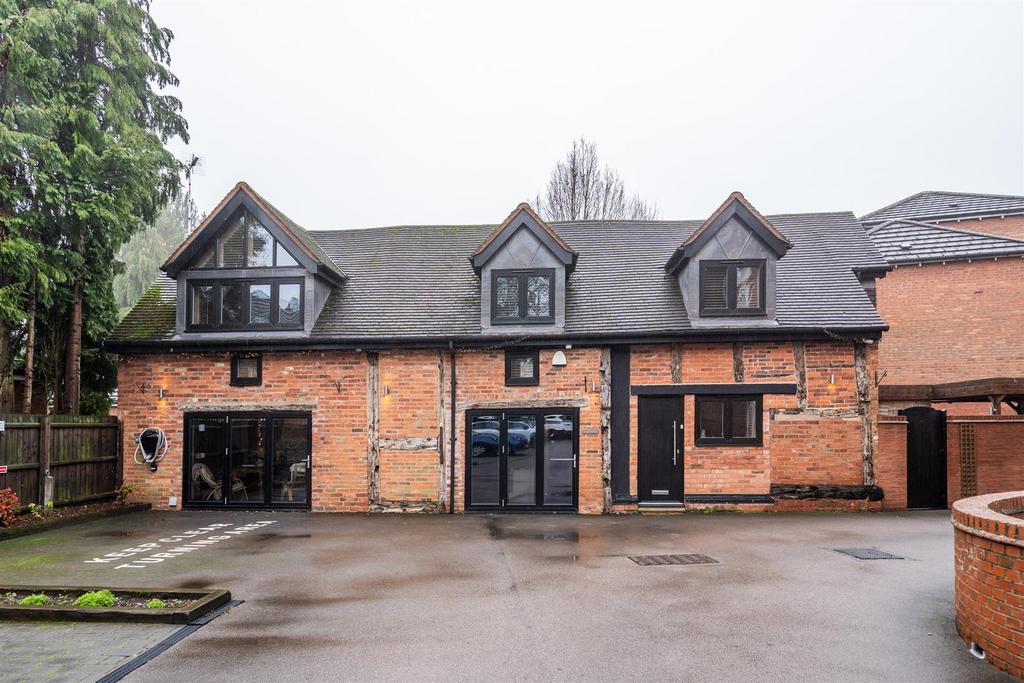 The Coach House 55.jpg