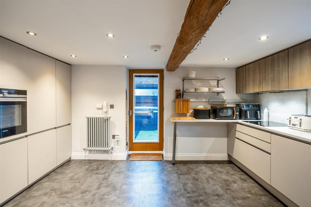 The Coach House 2.jpg