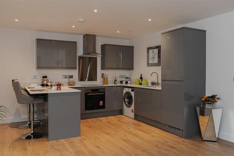 undefined, West Street, Reigate