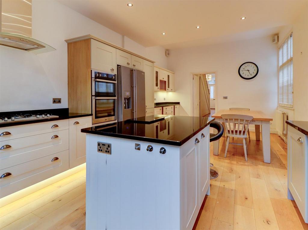 Breakfast Kitchen