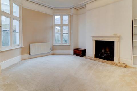 undefined, Leam Terrace, Leamington Spa