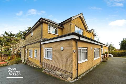 undefined, Victoria Avenue, Shanklin, Isle of Wight
