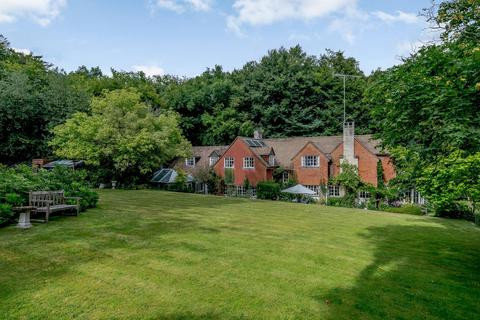 undefined, Newnham Hill, Henley-on-Thames, Oxfordshire, RG9