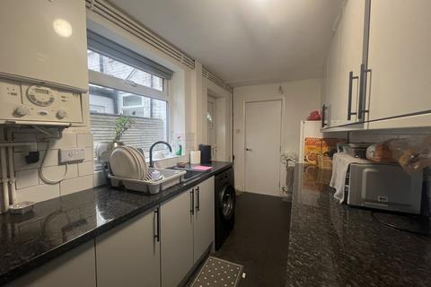 2 bedroom terraced house for sale, Ilford Street, Clayton