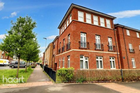 2 bedroom flat for sale, Carmichael Drive, Bedford