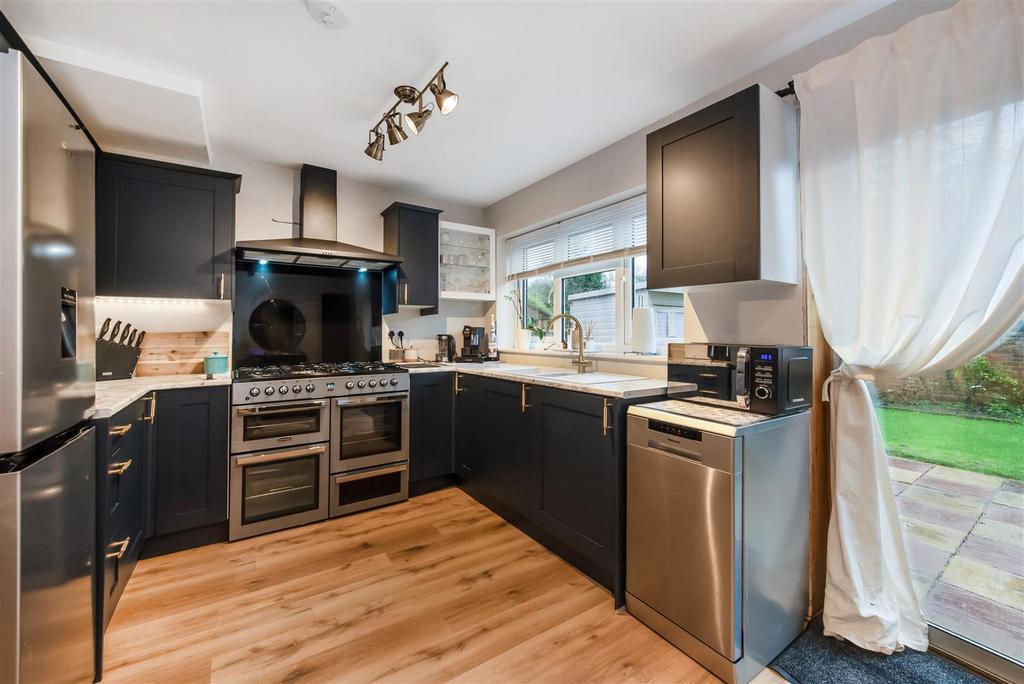 Sketch Ph5 6368890.jpg