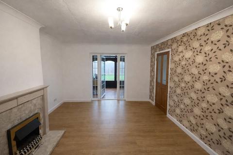 undefined, Almond Avenue, Greater London UB7