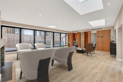 undefined, Wilton Row, London SW1X