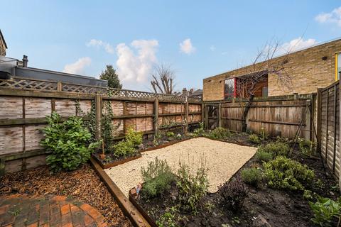 2 bedroom terraced house for sale, Hedgley Street, Lee