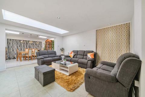 undefined, Tyn-y-Parc Road, Cardiff, Cardiff, CF14