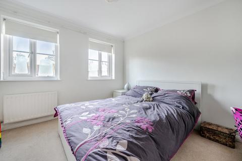 undefined, Horseshoe Crescent, Reading RG7
