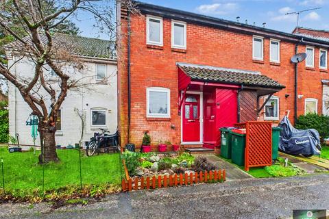 undefined, Oakapple Close, Broadfield RH11