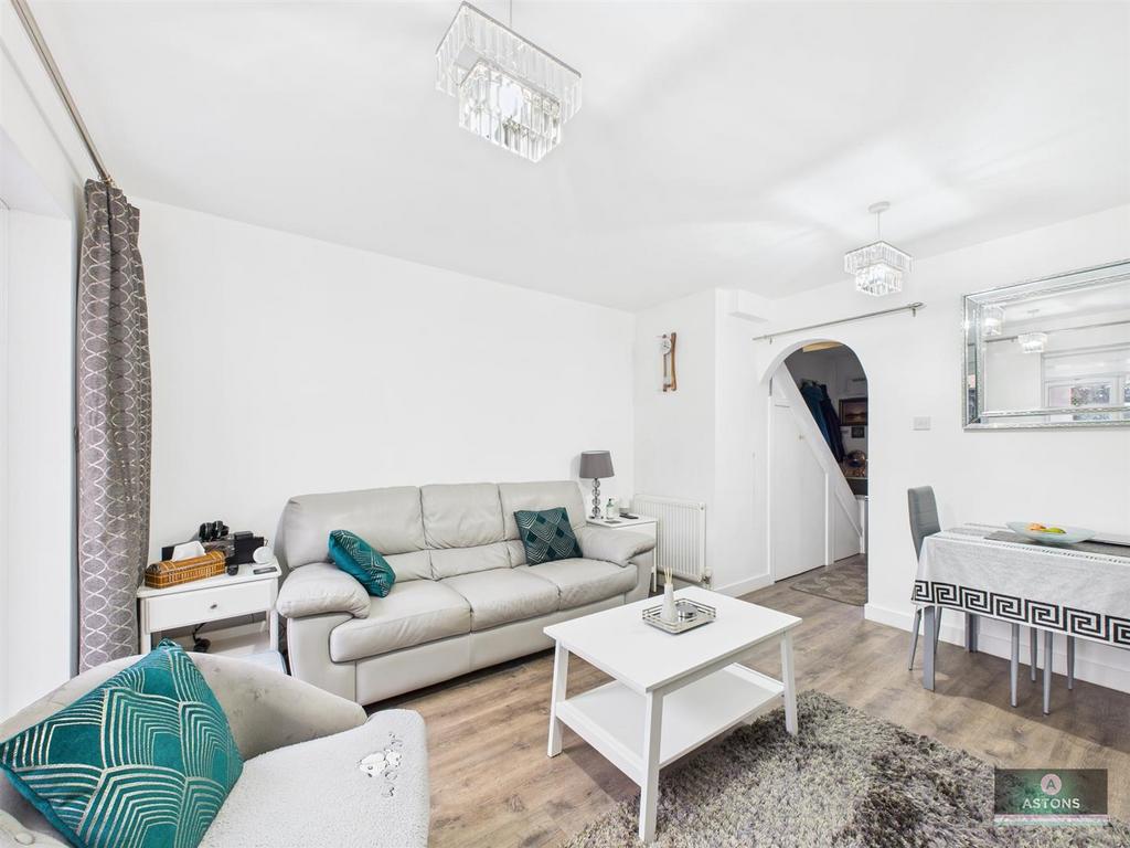 CAM04622 G0-PR0164-STILL008.jpg