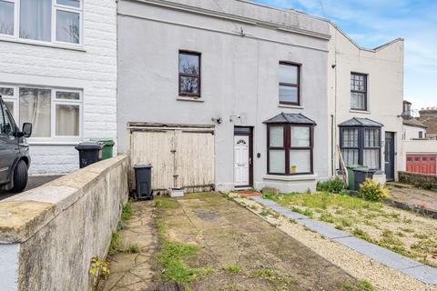 4 bedroom end of terrace house for sale, 6 Fant Lane, Maidstone, Kent, ME16 8NL