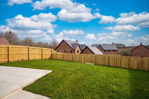 undefined, The Oaks, Essex CM24