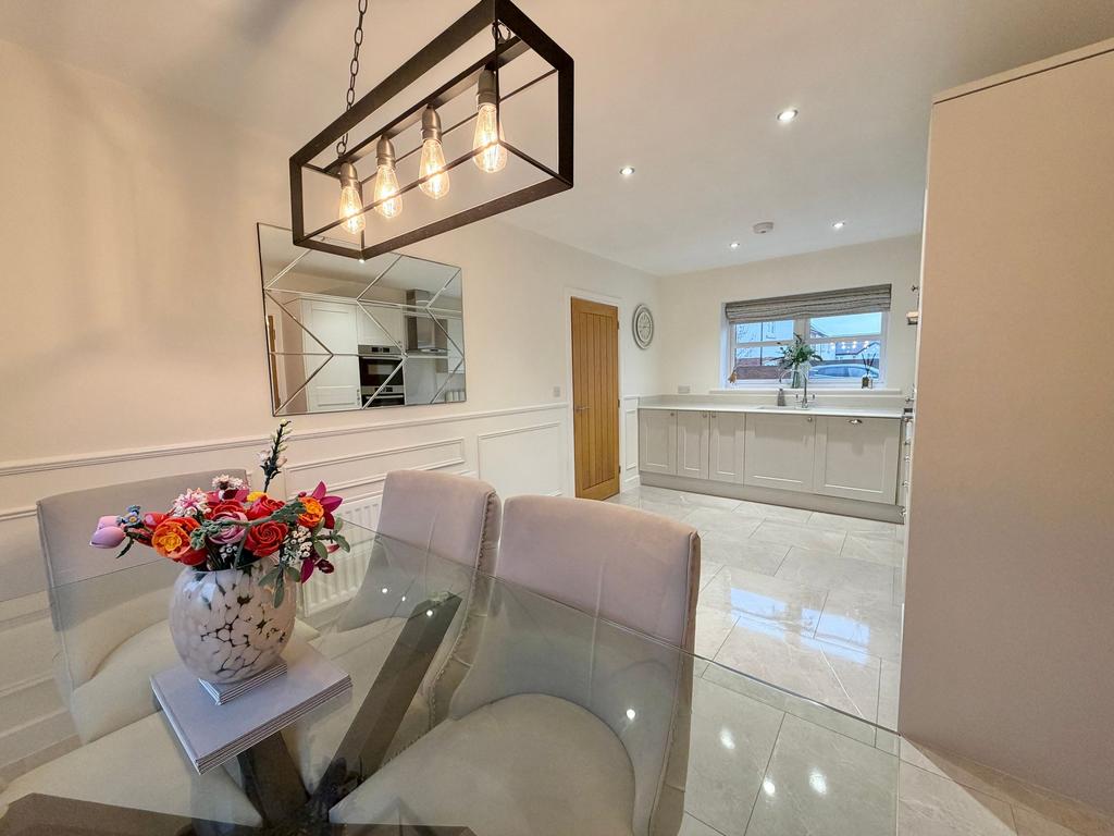 Kitchen diner