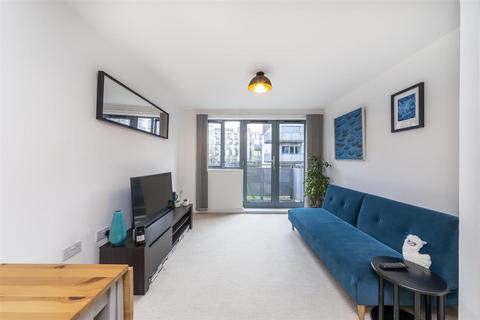 1 bedroom flat to rent - Agate Close, Park Royal, NW0