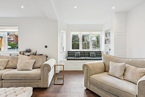 undefined, Pine Grove, Weybridge, Surrey, KT13