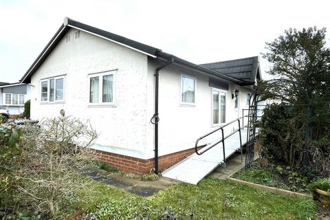 2 bedroom mobile home for sale, Lodge Road, Cranfield MK43