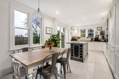 4 bedroom end of terrace house for sale, North Road, Berkhamsted, HP4