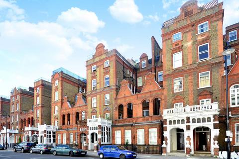 undefined, Harrington Gardens, South Kensington, London, SW7