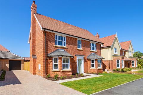 3 bedroom detached house for sale, The Avenue, Lawford