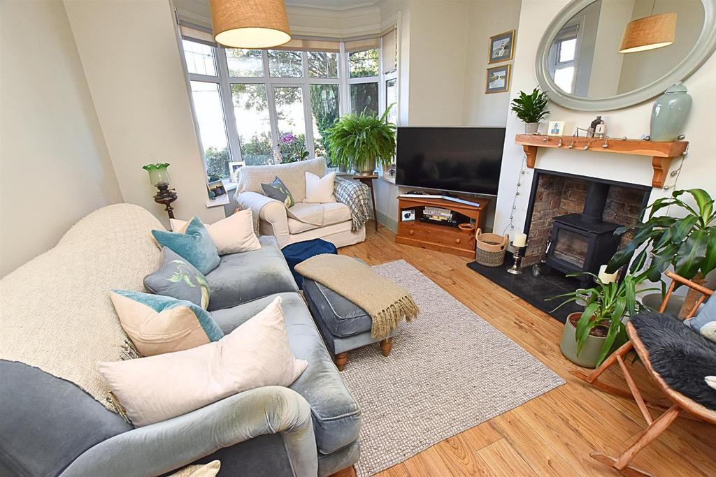 Front reception lounge