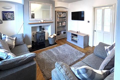 2 bedroom end of terrace house for sale, Cunliffe Walk, Wrexham