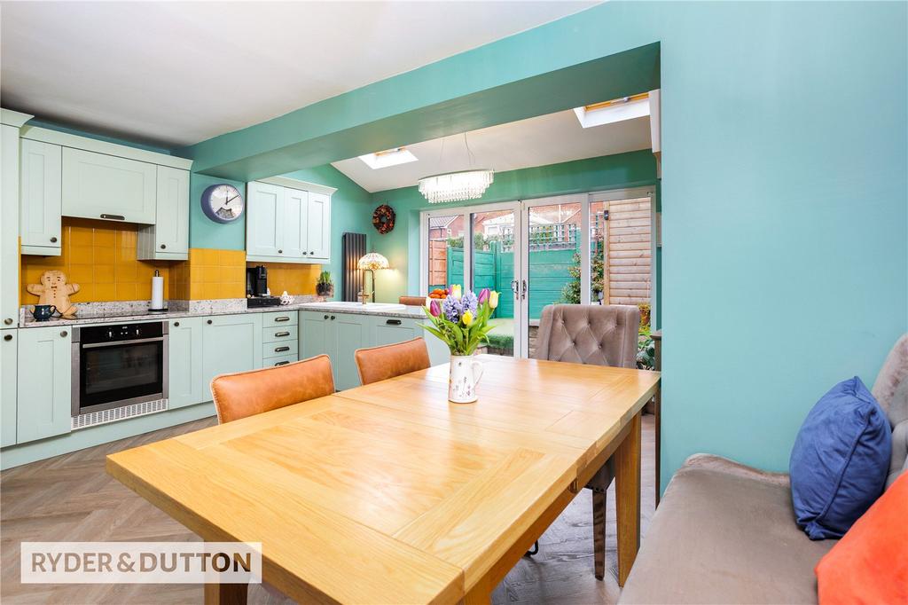 Kitchen/Dining Room