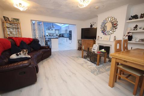 4 bedroom end of terrace house for sale, Dacombe Drive, Poole, Dorset, BH16