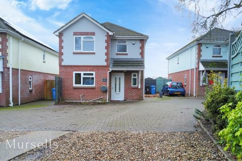 Woodlands Crescent, Poole BH15