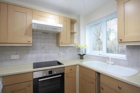 1 bedroom apartment to rent, MERRYLANDS ROAD, GREAT BOOKHAM, KT23