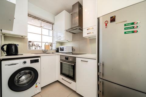 2 bedroom flat for sale, Shepherds Bush Road, London W6