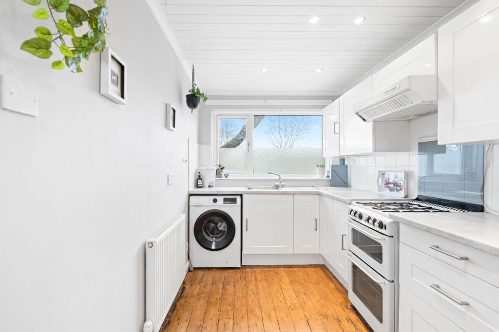 Fitted Kitchen