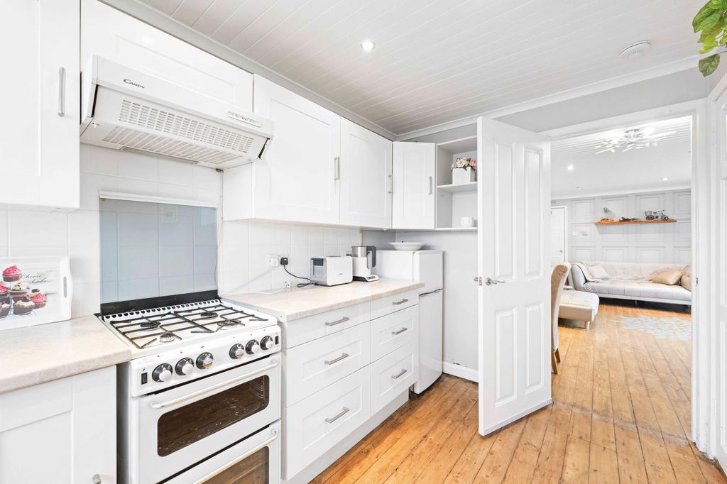 Fitted Kitchen