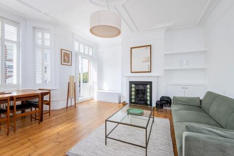 2 bedroom flat to rent, Parkview House, Green Lanes