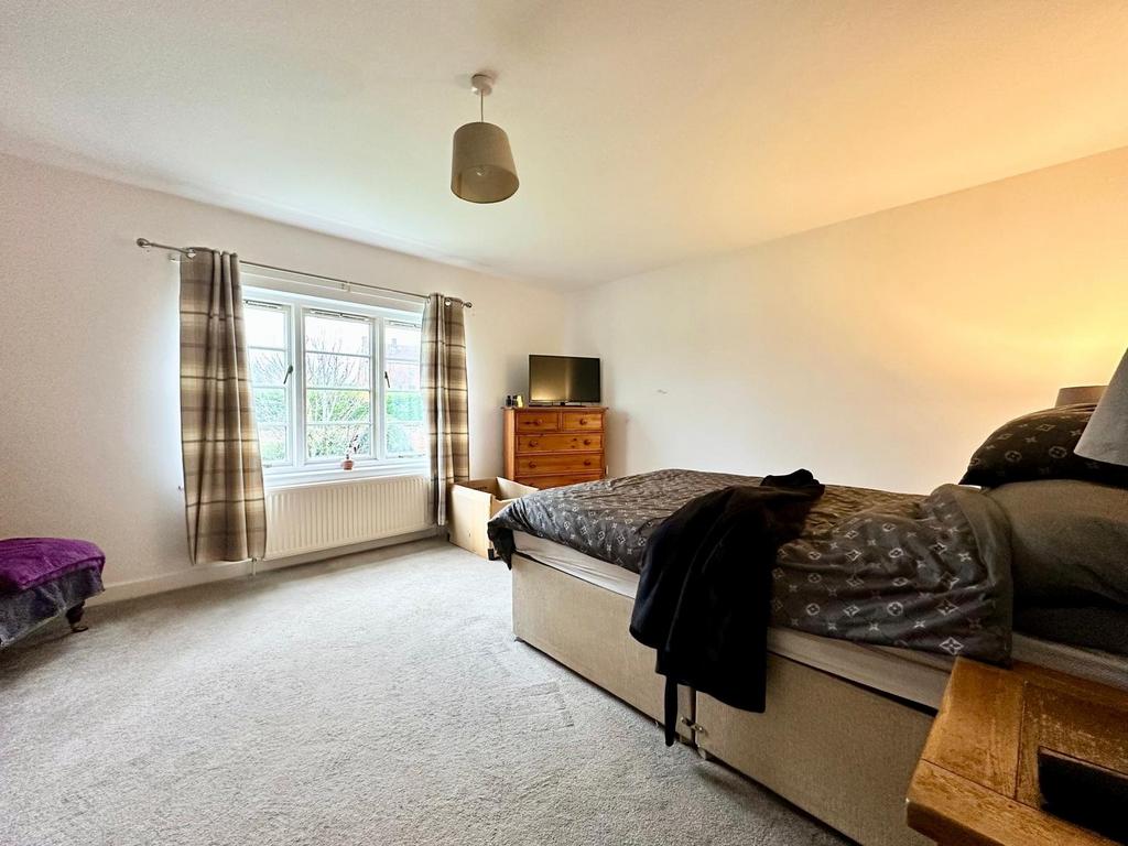 Main Bedroom