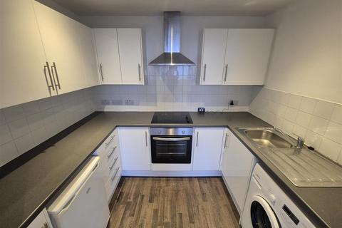 1 bedroom flat to rent, ONE BEDROOM APARTMENT,PARKING INCLUDED