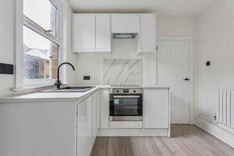 1 bedroom maisonette for sale, Sandringham Road, Watford, WD24