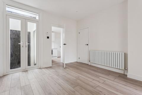 1 bedroom maisonette for sale, Sandringham Road, Watford, WD24