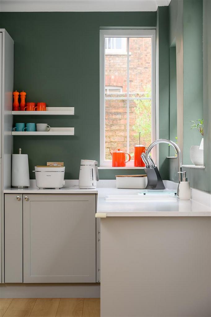 Feature kitchen