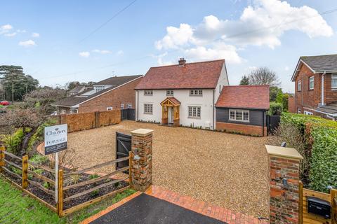 undefined, Catisfield Lane, Hampshire PO15