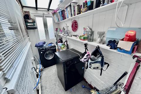 3 bedroom terraced house for sale, Gunville Road, Newport