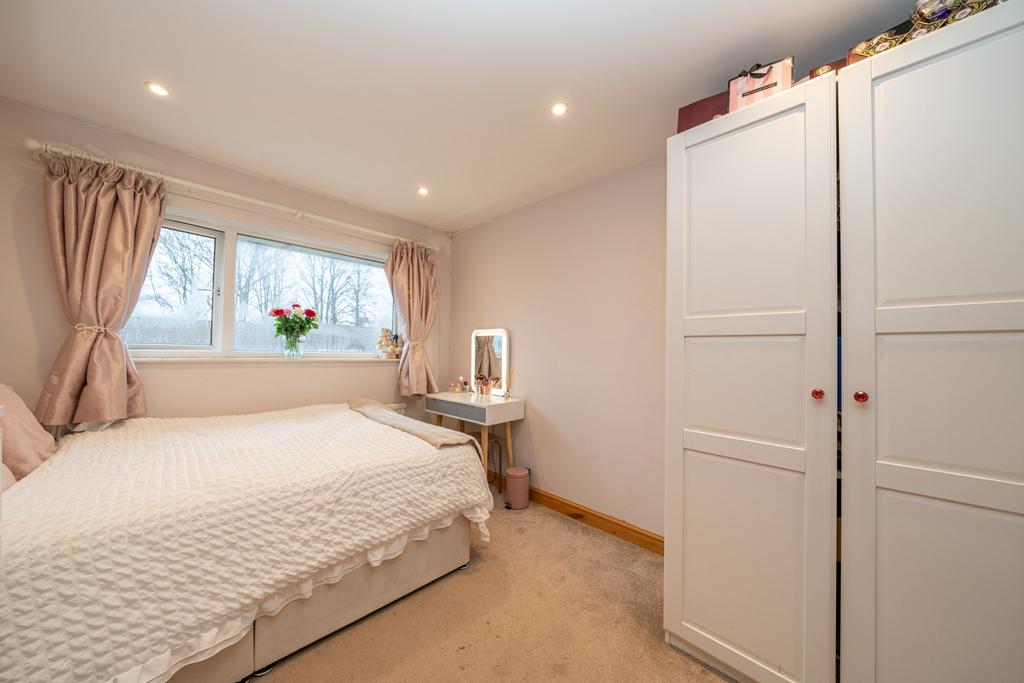 3-Robbs-Close-8161