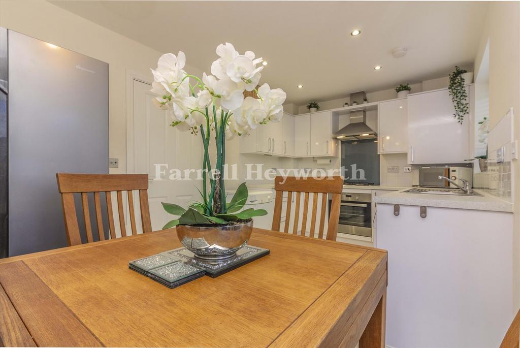 Kitchen e