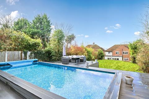 4 bedroom semi-detached house for sale, BARNET DRIVE, BROMLEY BR2