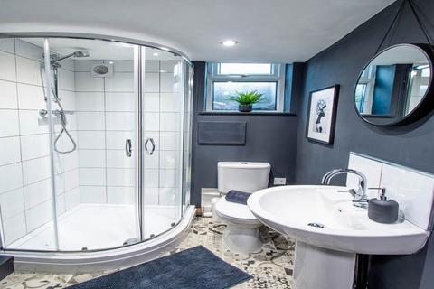 undefined, Cross Henley Road (room 1), West Yorkshire LS13