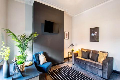 undefined, Cross Henley Road (room 2), West Yorkshire LS13