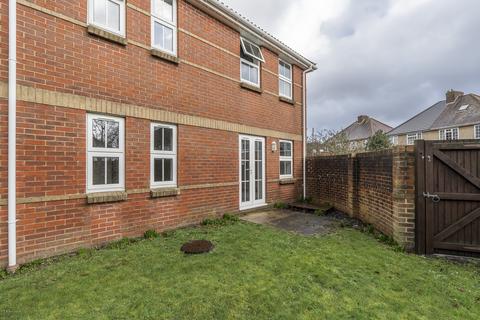 2 bedroom ground floor maisonette for sale, Kings Avenue, Hamble SO31