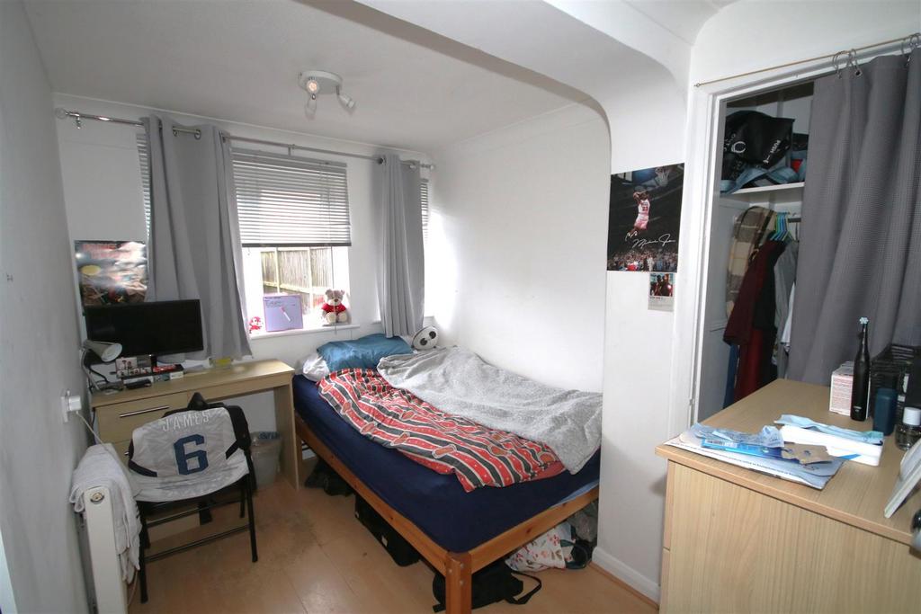 Bedroom 2a.JPG